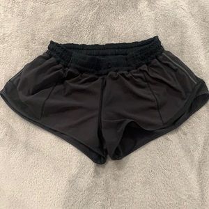Lululemon Hotty Hot shorts 8